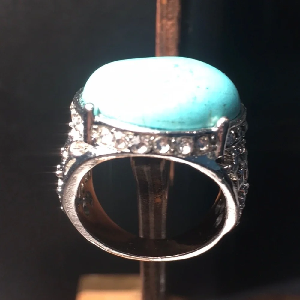 BLING RING-Turquoise/rhinestone/silver tone filagree, prong set, size 8 NWOT - Picture 3 of 12